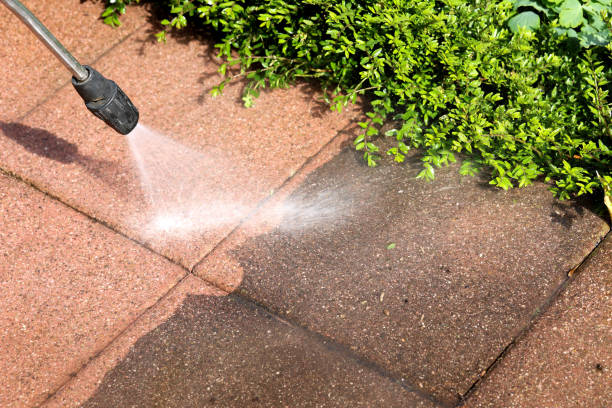 Why Choose Our Certified Pressure Washing Experts for Your Project Needs in New Palestine, IN?